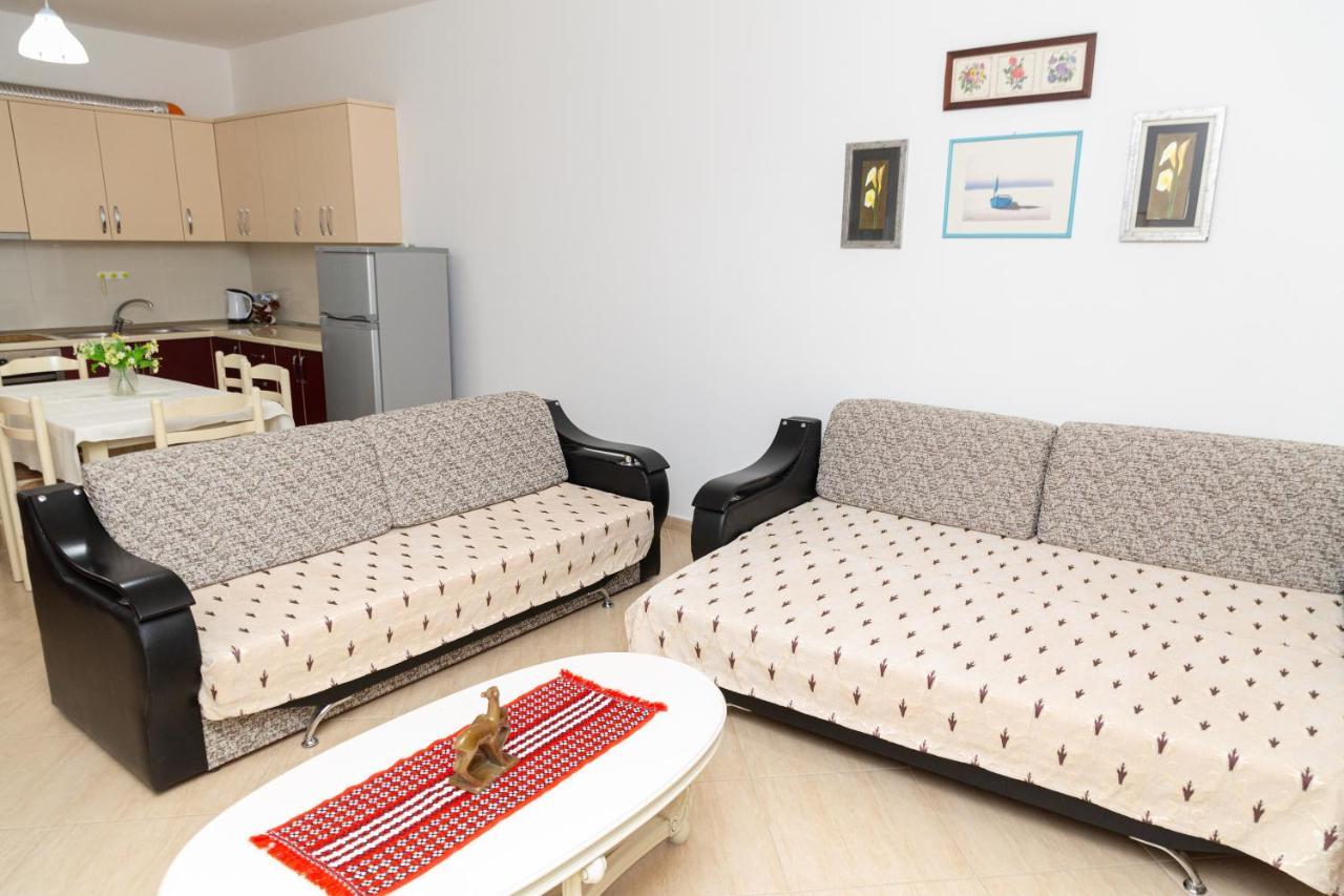 Rezidenca Martin Appartement Vlorë Buitenkant foto